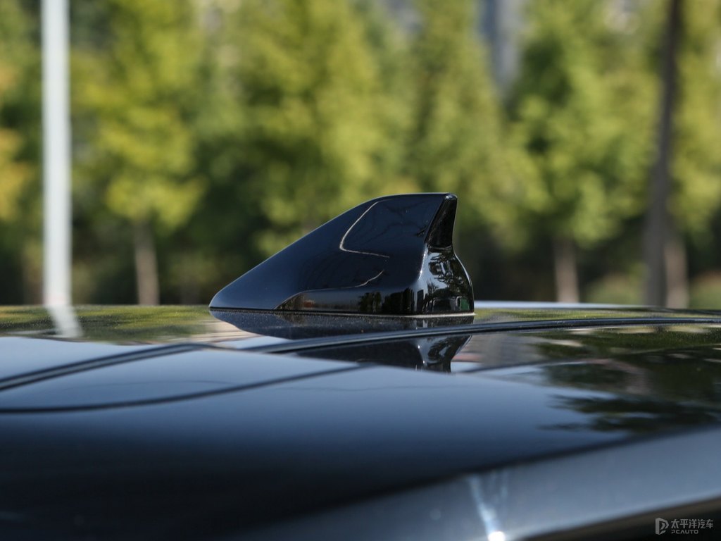 曜石黑瑞虎8車身外觀圖片