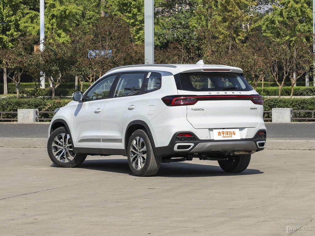 珍珠白瑞虎8整車外觀外觀圖片