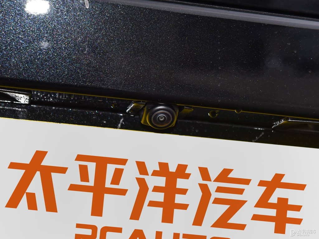 極夜黑馬自達(dá)3 昂克賽拉車尾外觀圖片