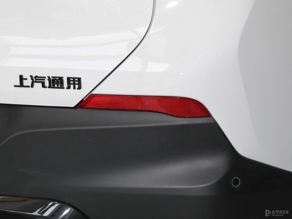 冰原白創(chuàng)酷車尾外觀圖片