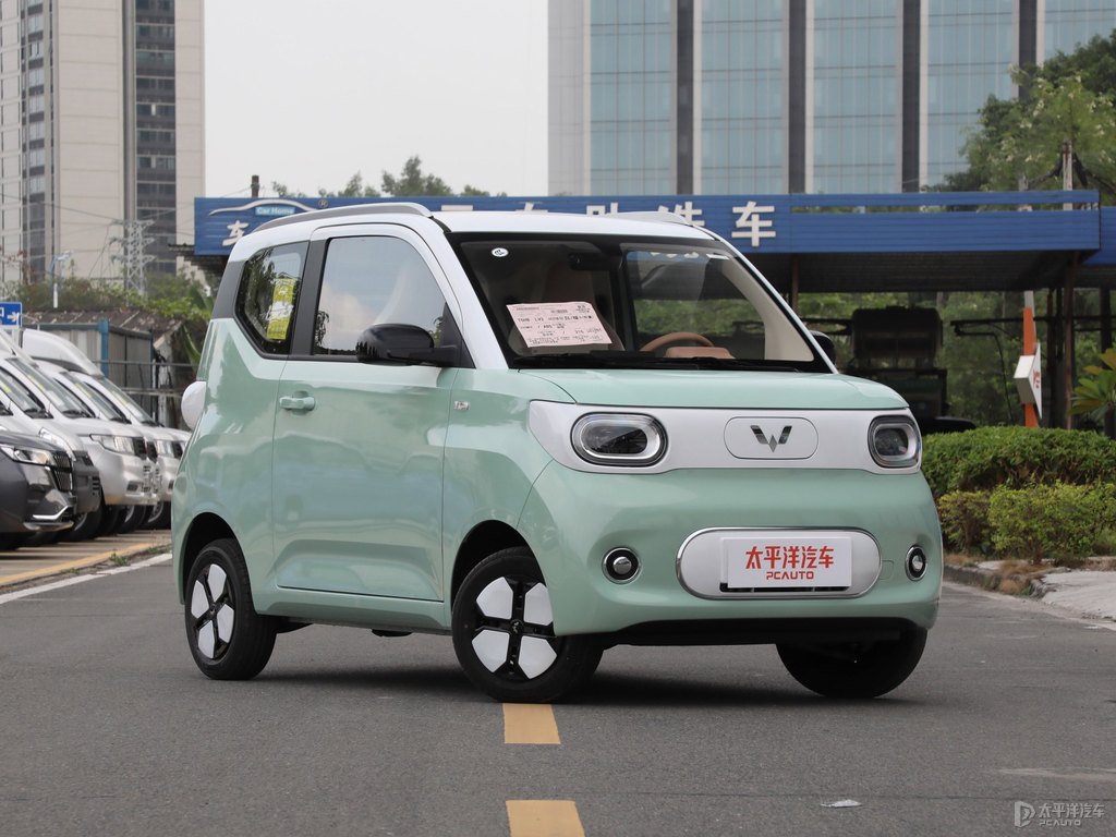 牛油果綠宏光MINIEV整車外觀外觀圖片