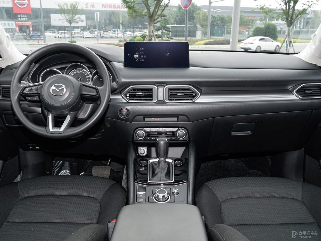 珠光白馬自達(dá)CX-5中控內(nèi)飾圖片