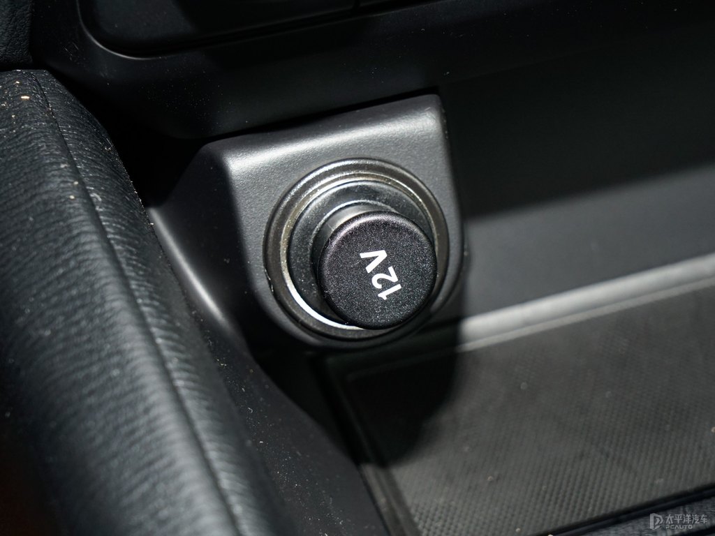 珠光白馬自達CX-5中控內(nèi)飾圖片