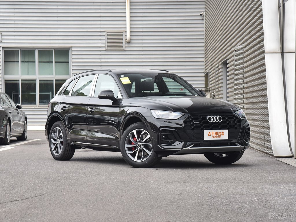 傳奇黑奧迪Q5L整車外觀外觀圖片