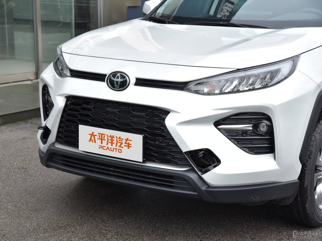 鉑金珍珠白威蘭達車頭外觀圖片