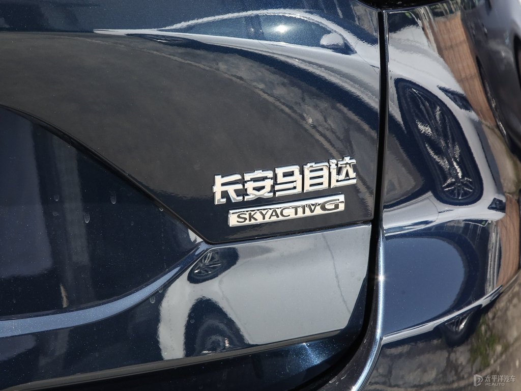 恒星藍(lán)馬自達(dá)CX-5車尾外觀圖片