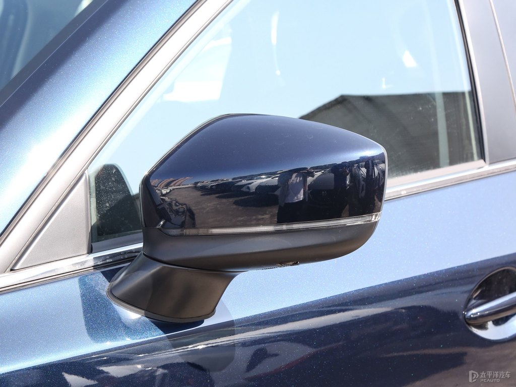 恒星藍(lán)馬自達(dá)CX-5車身外觀圖片