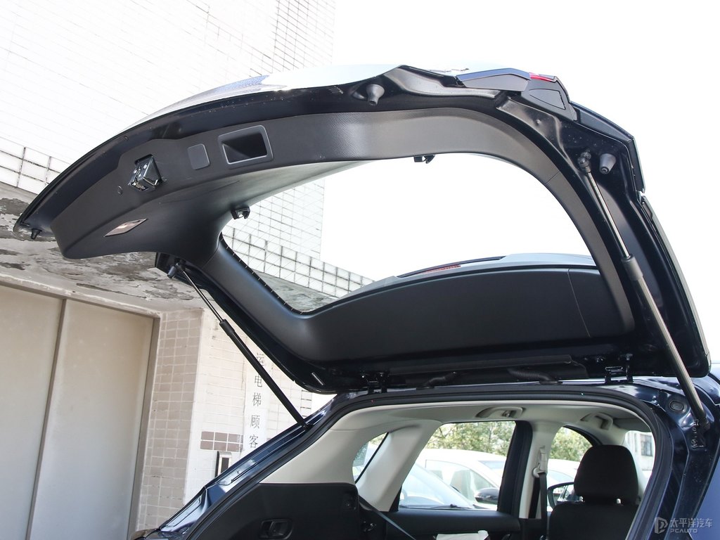 恒星藍(lán)馬自達(dá)CX-5后備廂空間圖片