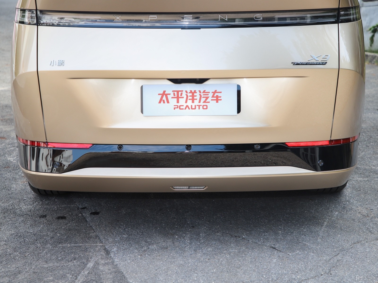 小鵬X9外觀高清大圖