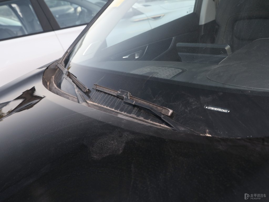 曜石黑瑞虎8車身外觀圖片