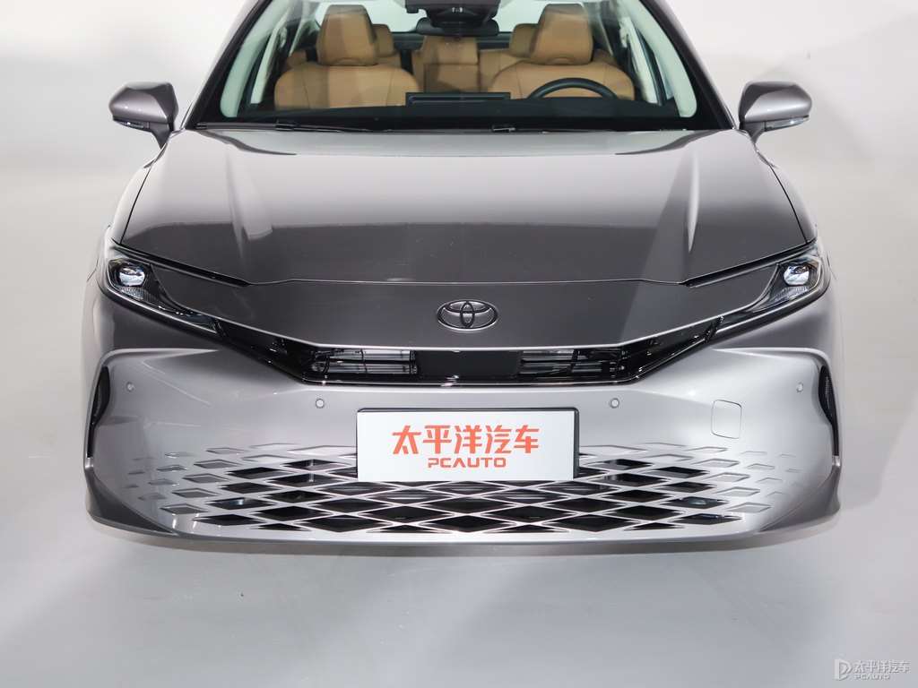 歐泊銀凱美瑞車頭外觀圖片