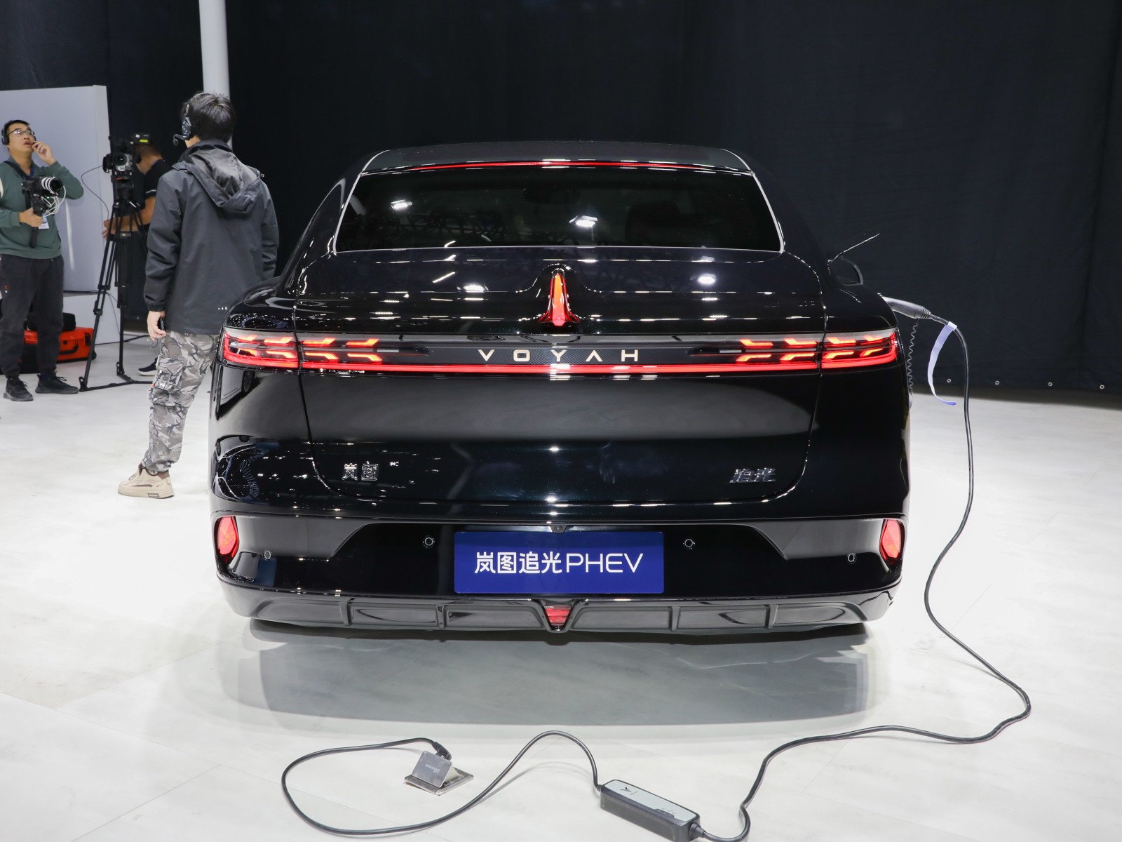 嵐圖追光車展高清大圖