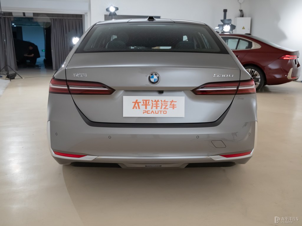寶馬5系圖片