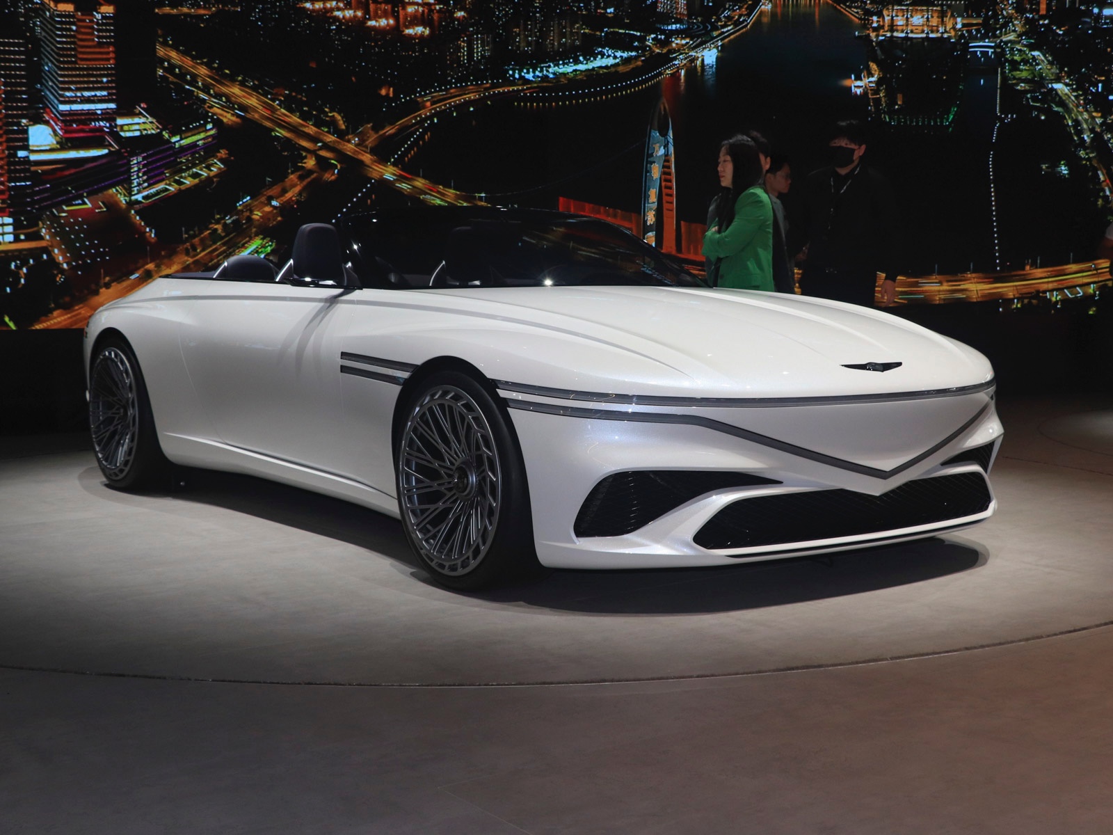 捷尼賽思 X車展高清大圖