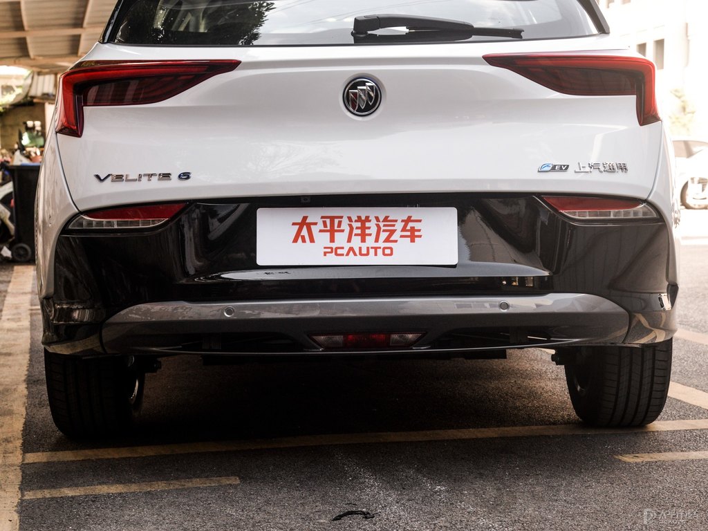 雪域白微藍(lán)6車尾外觀圖片