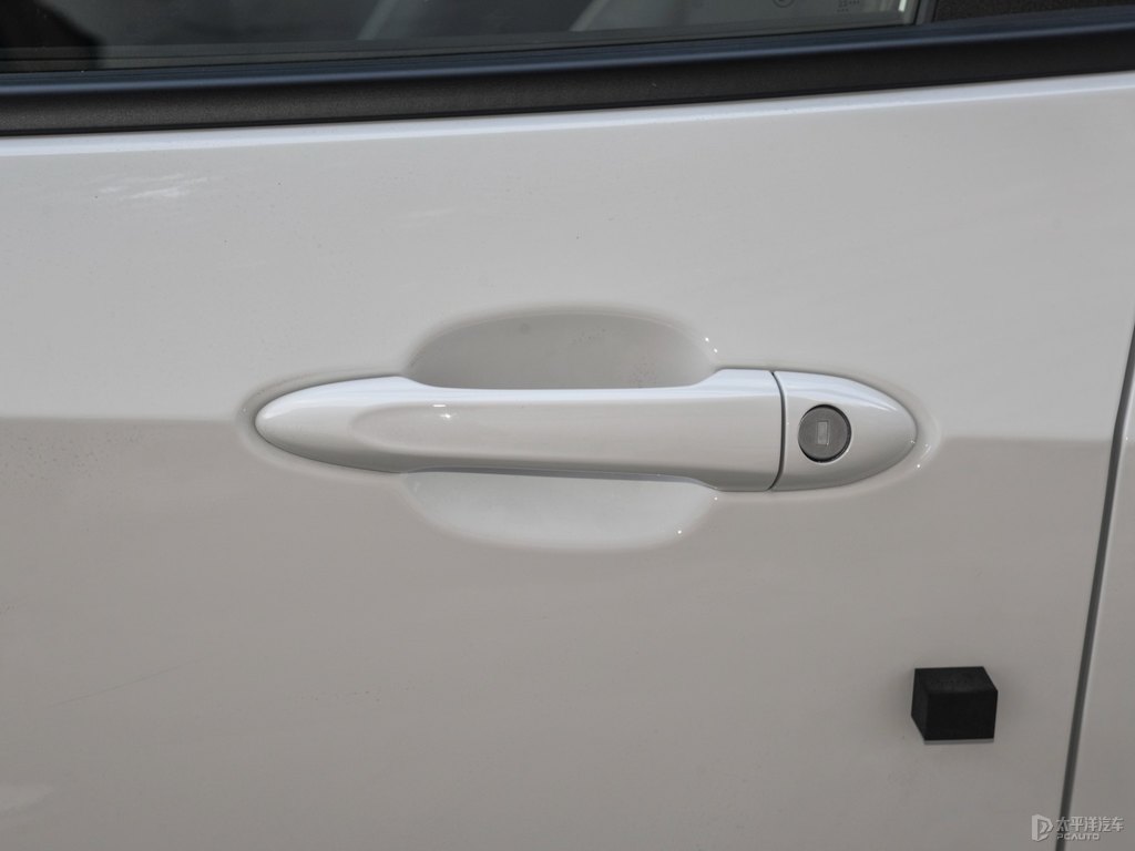 雪域白微藍(lán)6車身外觀圖片