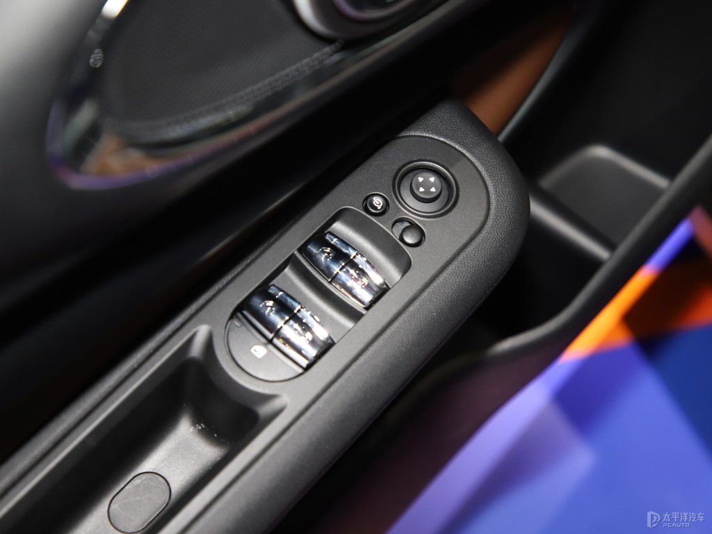 MINI CLUBMAN車廂內(nèi)飾圖片
