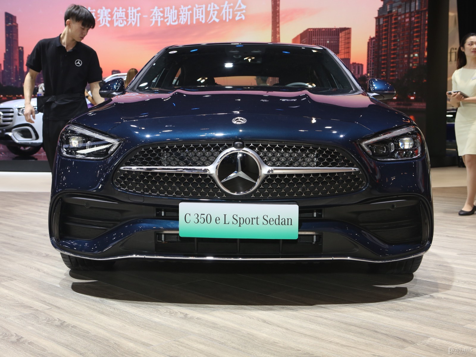奔馳C級新能源外觀高清大圖