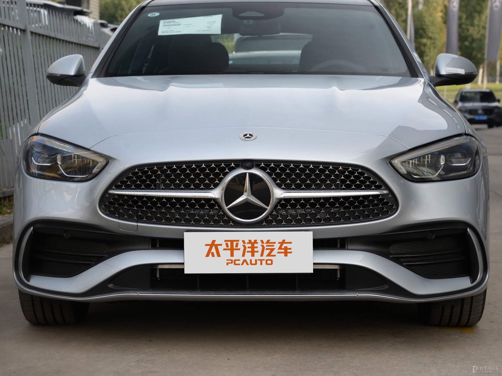 奔馳C級外觀高清大圖