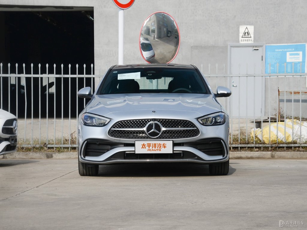時空銀奔馳C級整車外觀外觀圖片