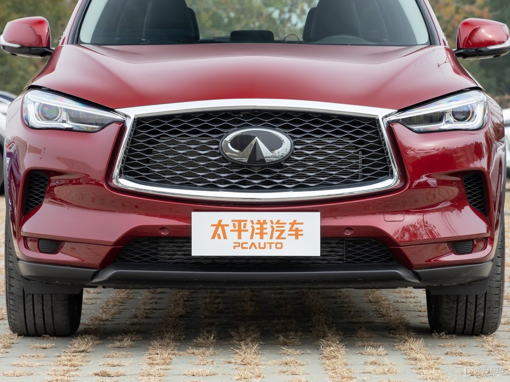 熔巖紅英菲尼迪QX50車頭外觀圖片