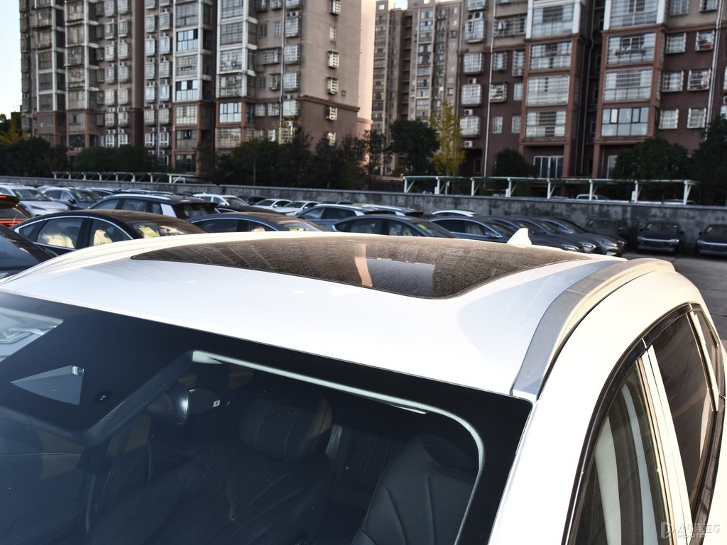 皓月白星途凌云車身外觀圖片
