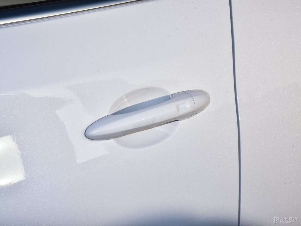 皓月白星途凌云車身外觀圖片