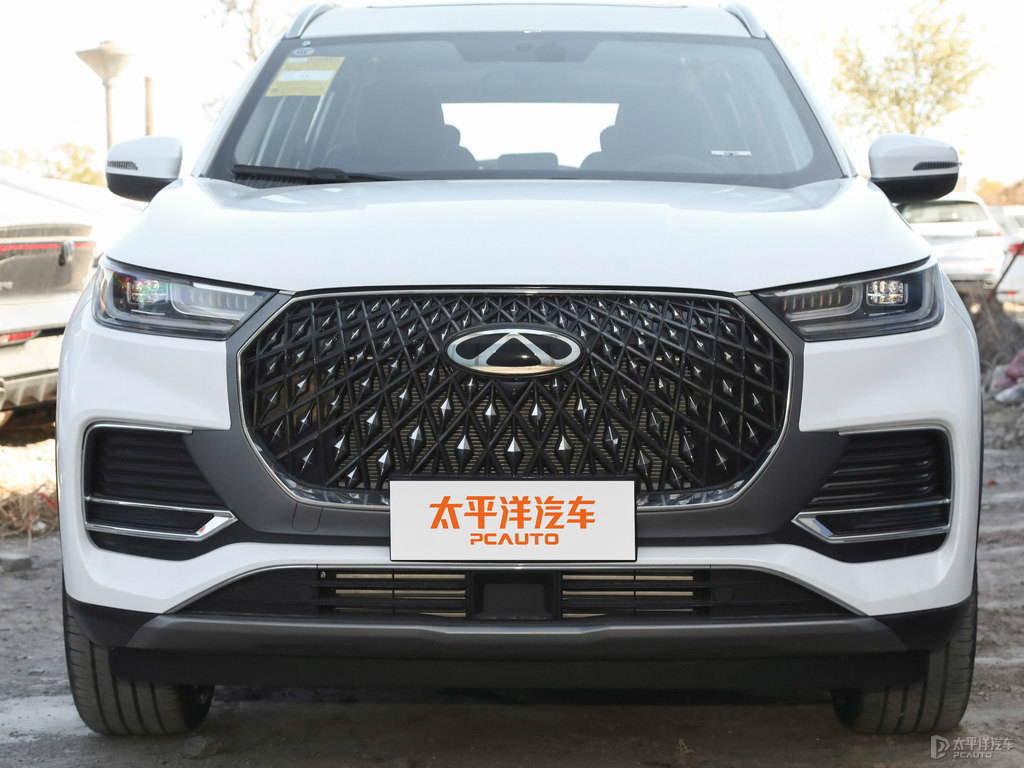 珍珠白瑞虎8 PLUS車頭外觀圖片