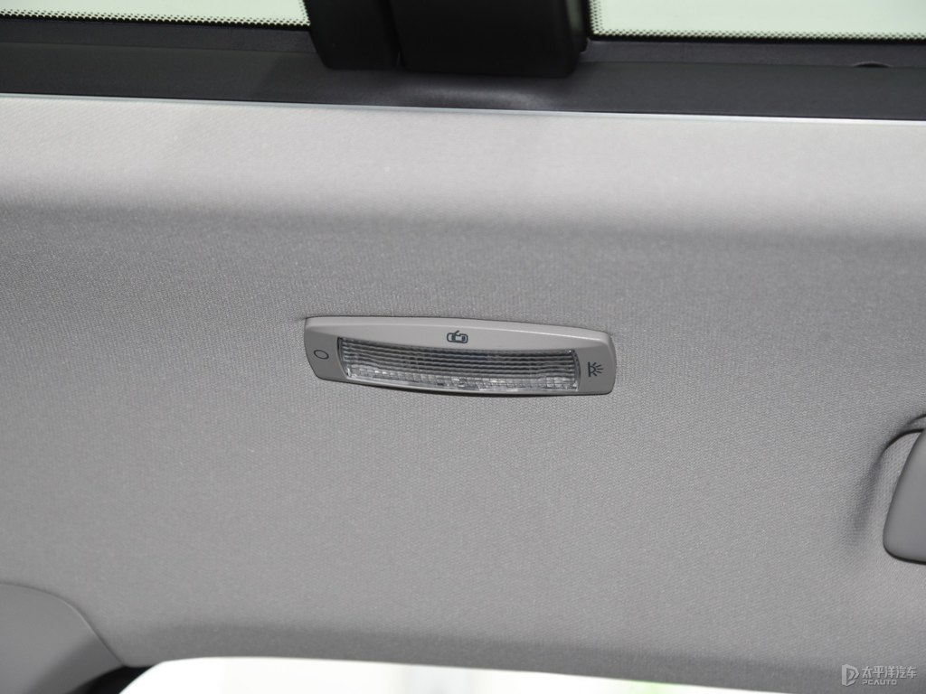 冰川白柯珞克車(chē)廂內(nèi)飾圖片