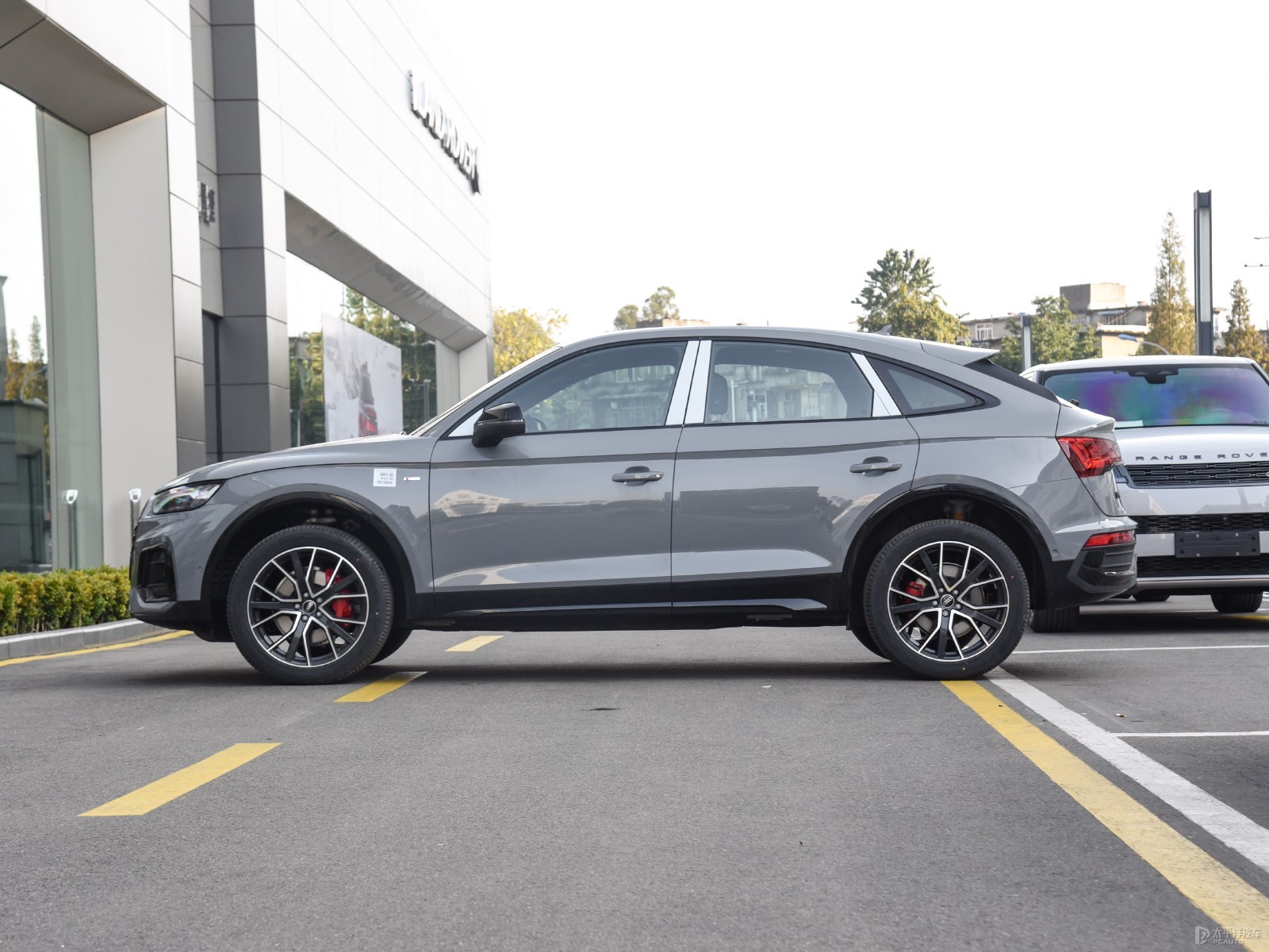 奧迪Q5L Sportback外觀高清大圖
