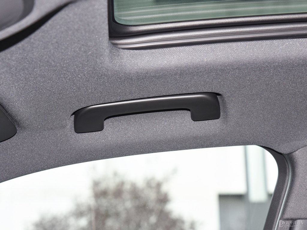 納多灰?jiàn)W迪Q5L Sportback車廂內(nèi)飾圖片