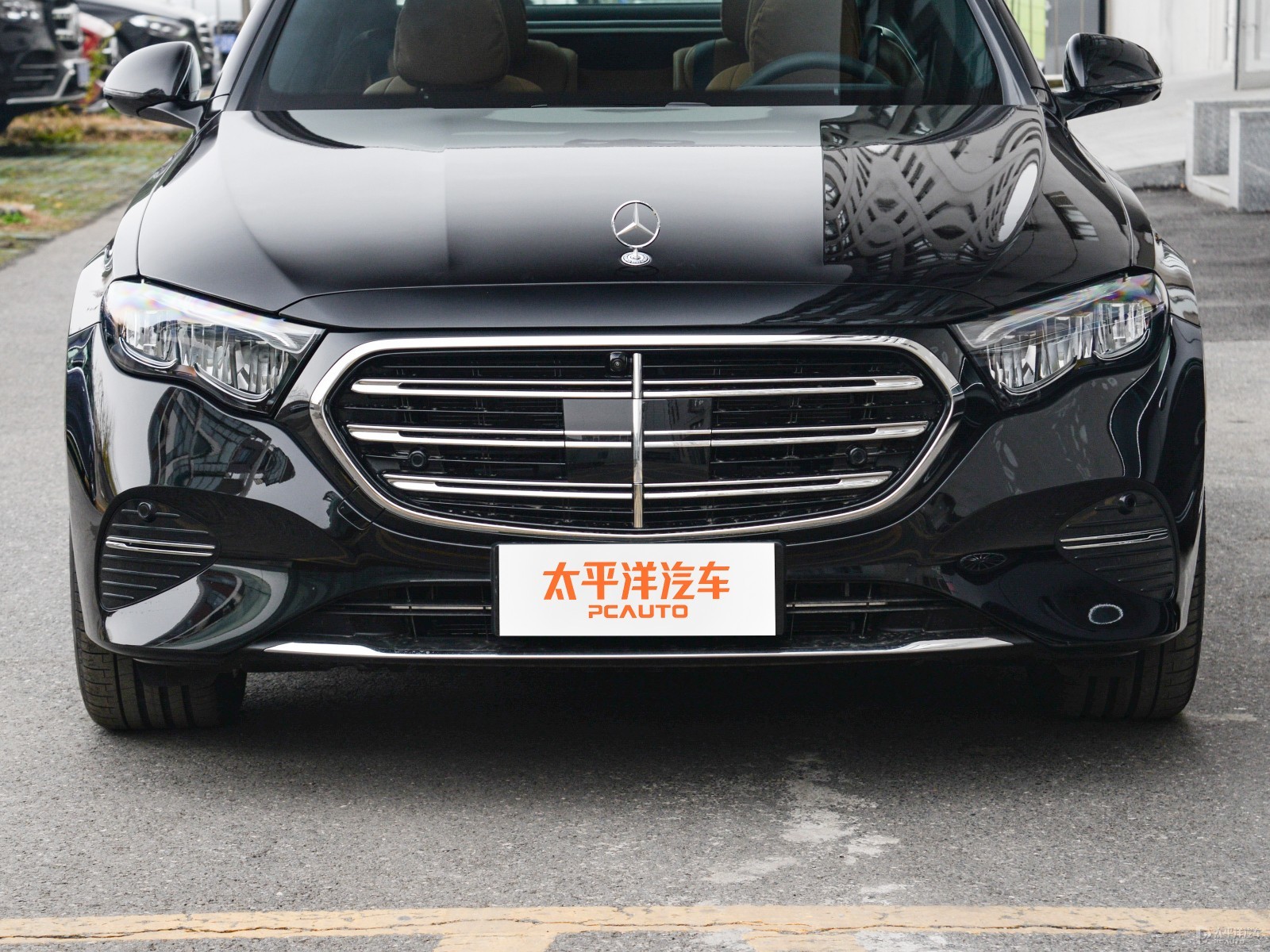 奔馳E級(jí)外觀高清大圖