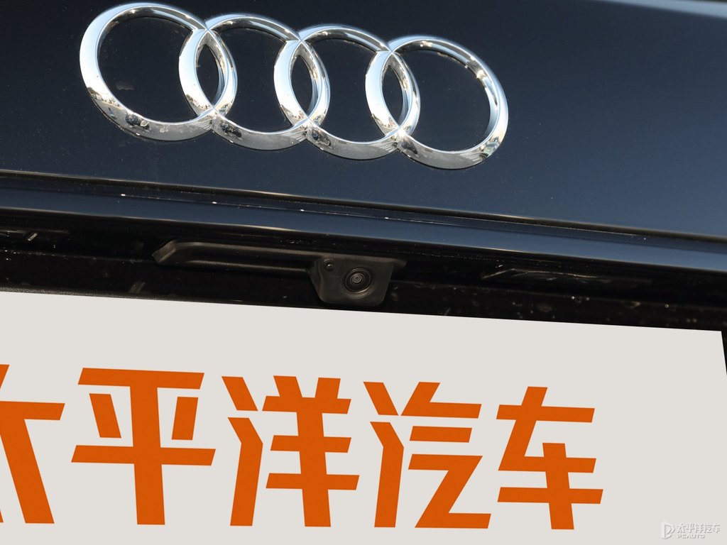 傳奇黑奧迪A6(進口)車尾外觀圖片