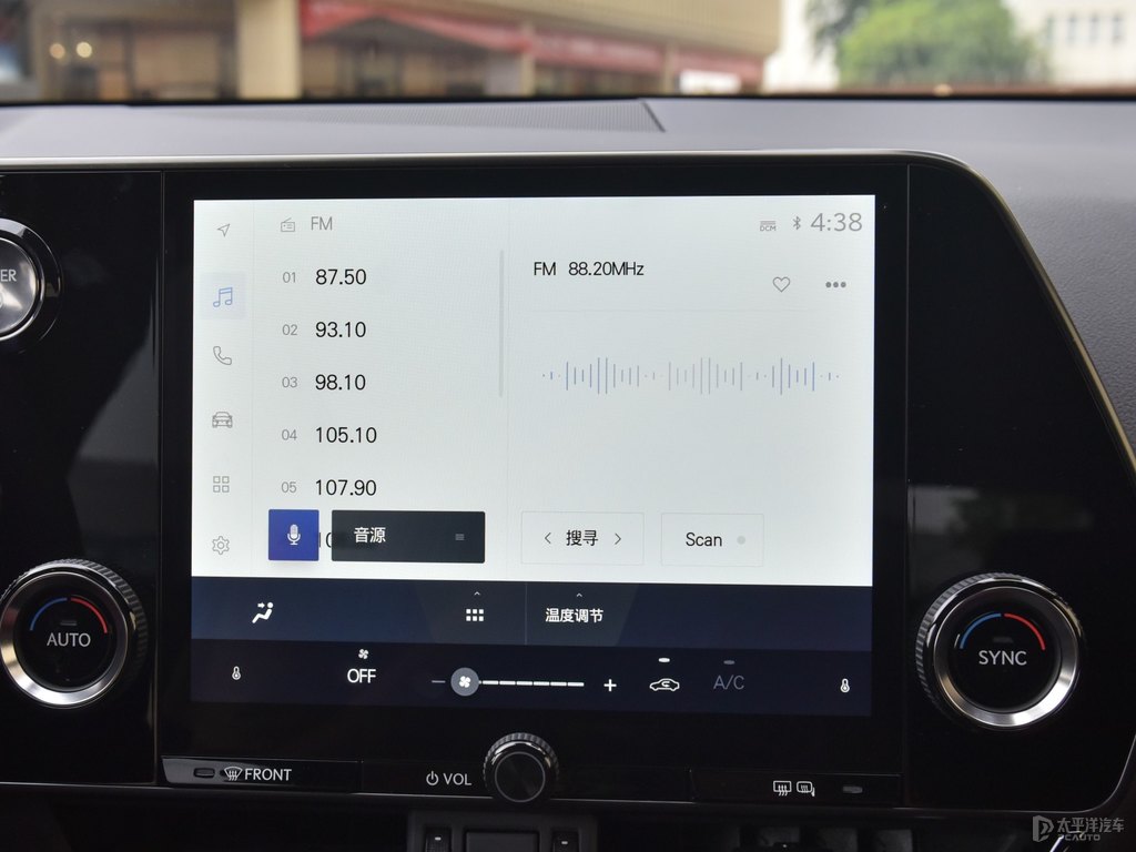 超音速鈦銀雷克薩斯NX中控內(nèi)飾圖片