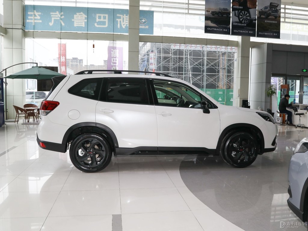 水晶珠光白森林人整車外觀外觀圖片