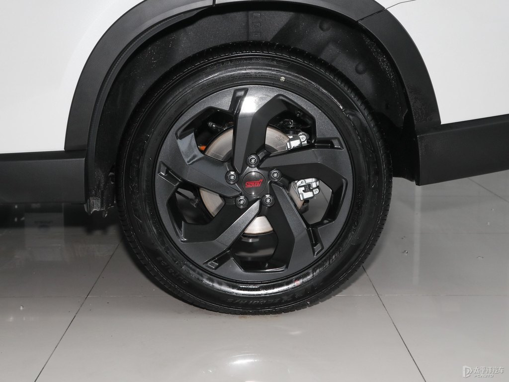 水晶珠光白森林人車身外觀圖片