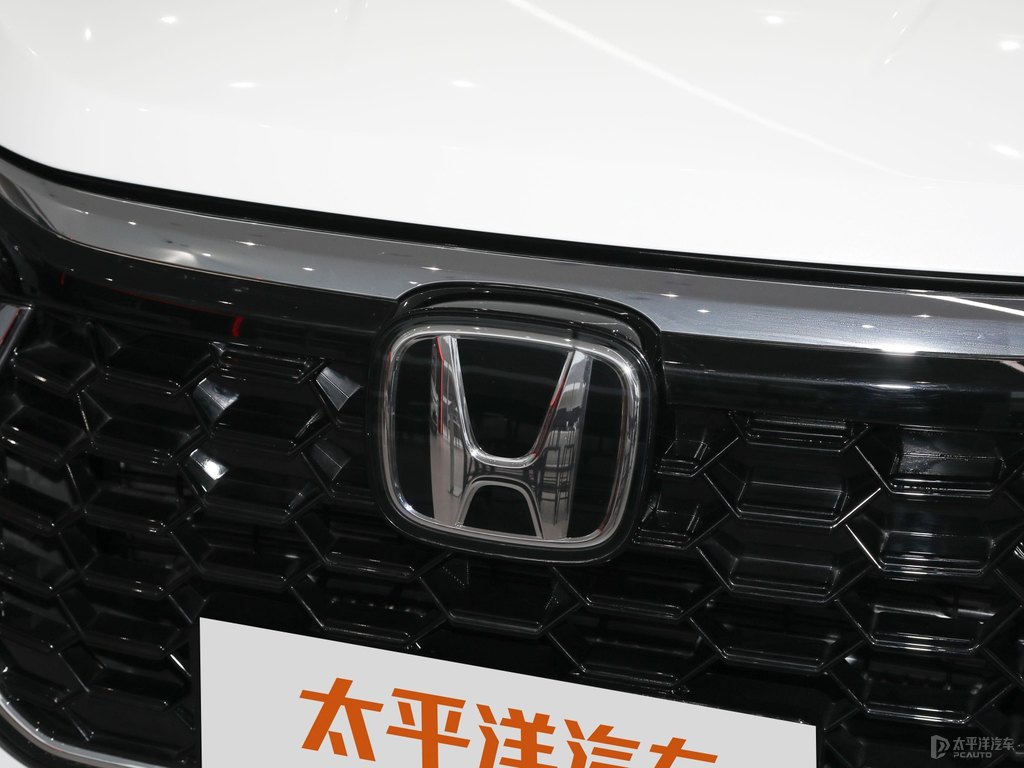 晶耀白本田UR-V車頭外觀圖片