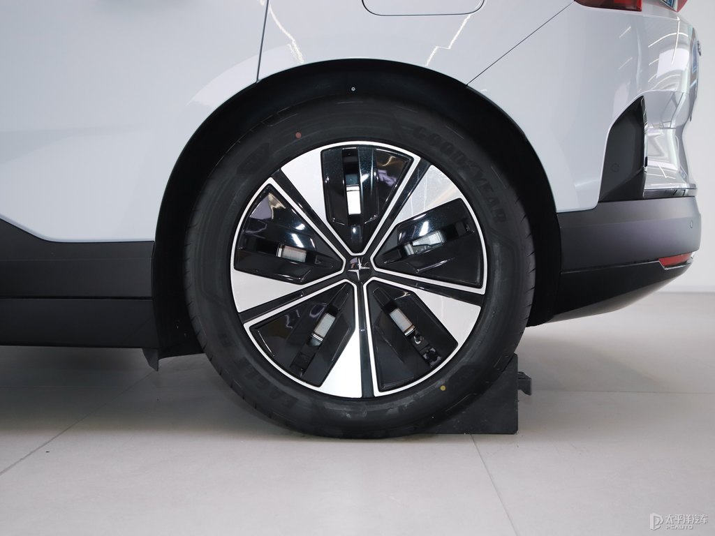 VyPolestar 4܇^DƬ