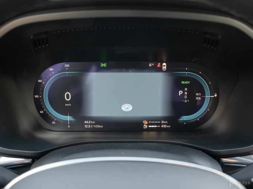 瑪瑙黑沃爾沃XC60新能源中控內(nèi)飾圖片