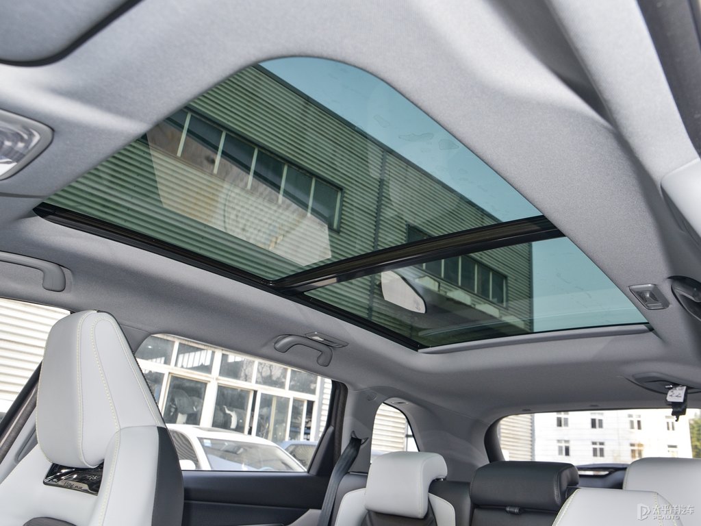 安第斯灰長安CS75 PLUS車廂內飾圖片