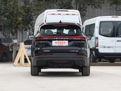 捷途X70 C-DM和藍(lán)電E5哪個(gè)性價(jià)比高