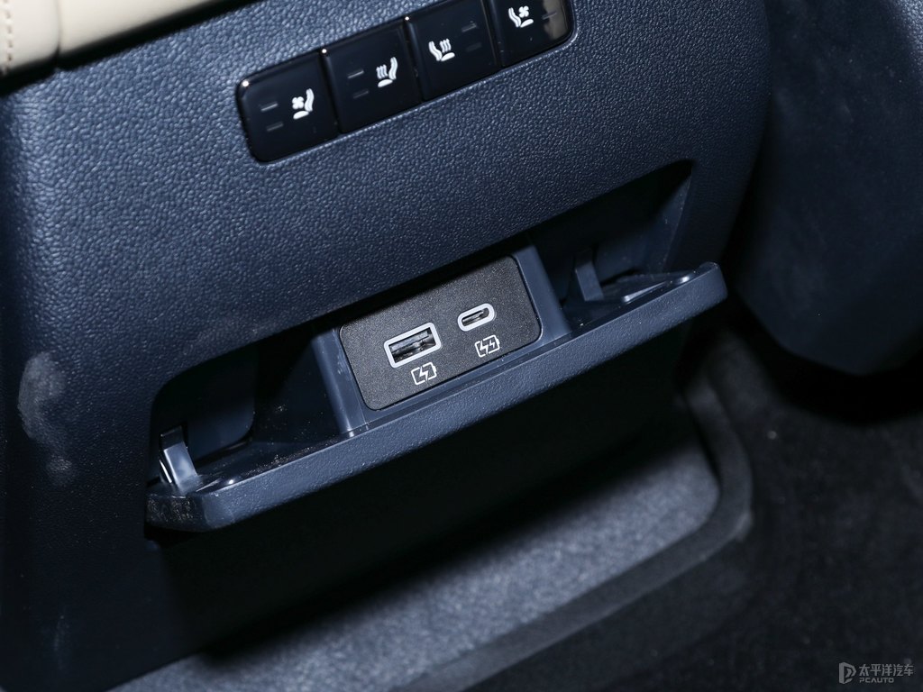߅{(ͣ)5΃(ni)DƬ
