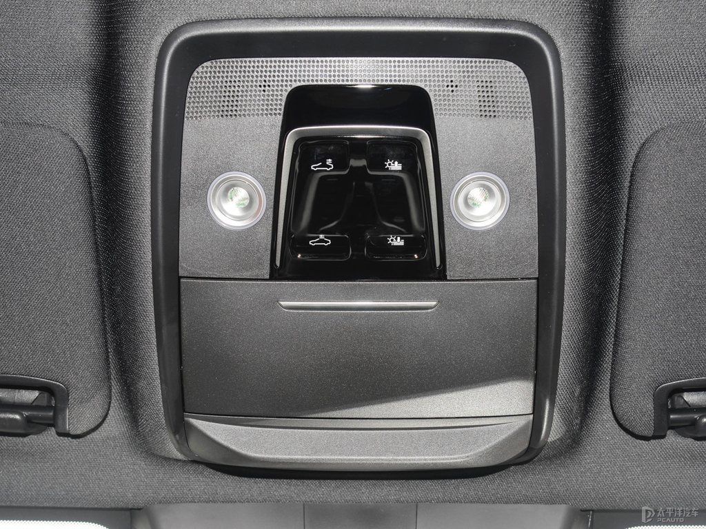 雪域白宋Pro新能源車廂內(nèi)飾圖片