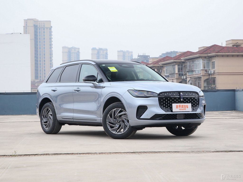 冰川藍(lán)冒險(xiǎn)家整車(chē)外觀外觀圖片