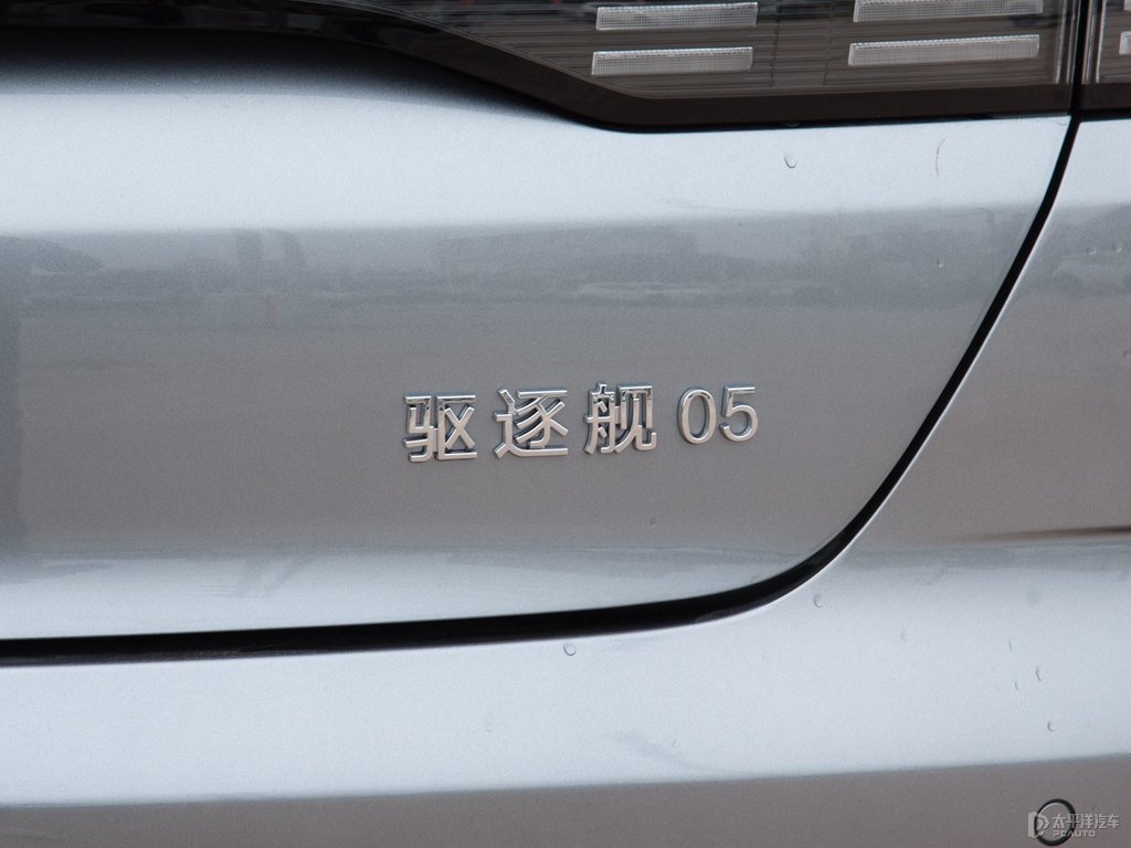 r(q)Ş05܇β^DƬ