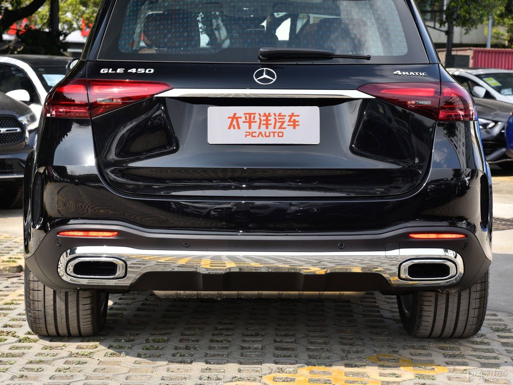奔馳GLE車尾外觀圖片