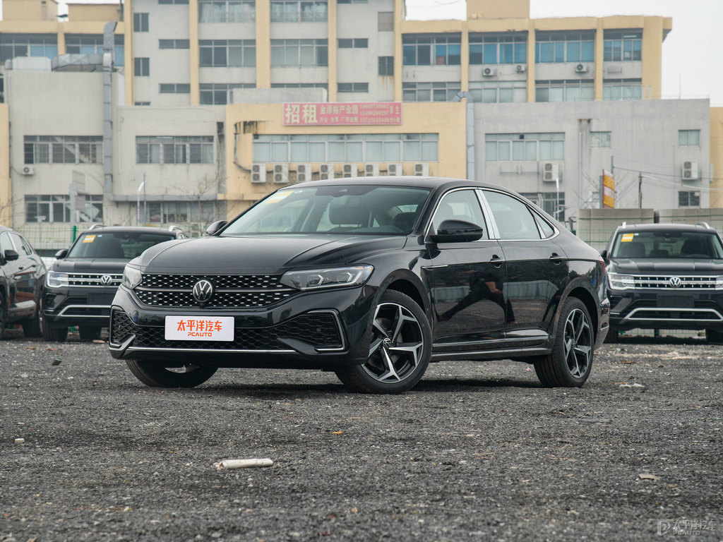 玄武黑帕薩特整車外觀外觀圖片