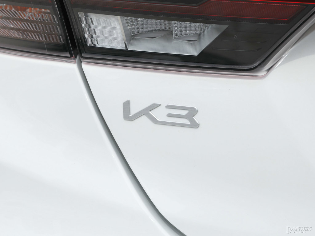 透明白起亞K3車(chē)尾外觀(guān)圖片