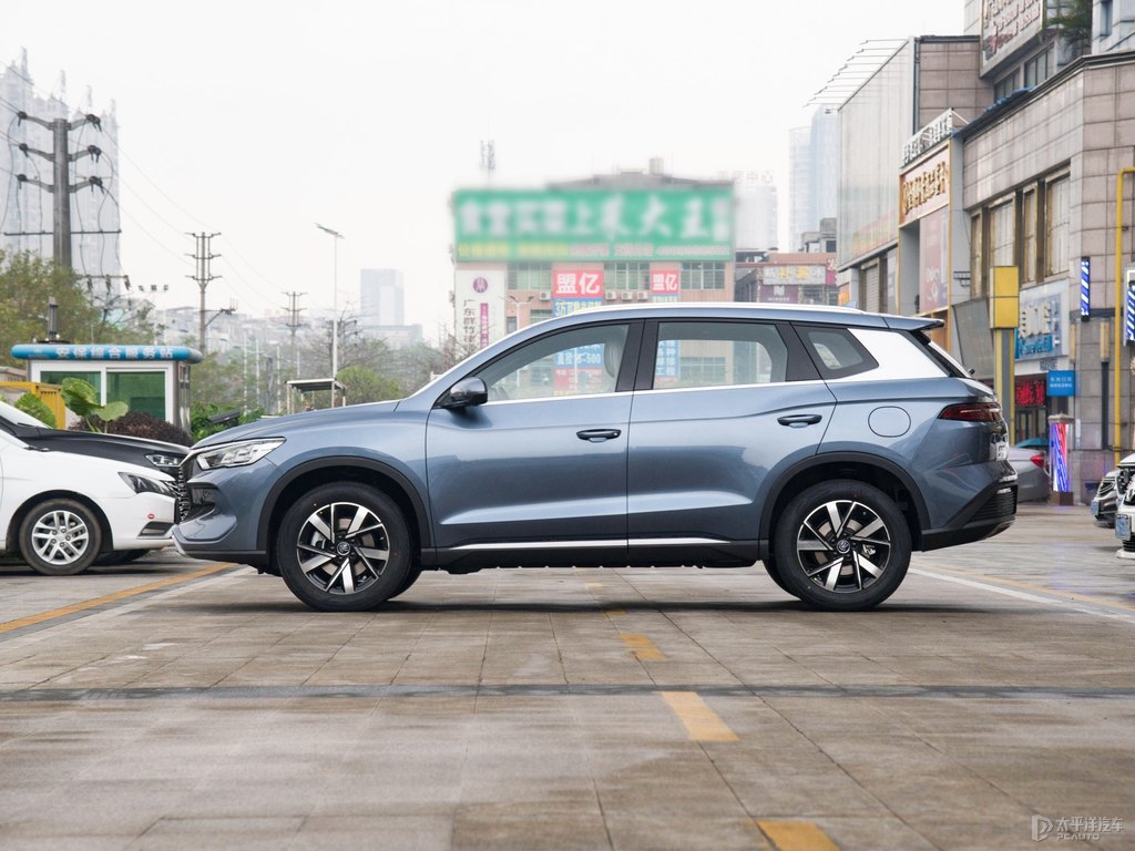 時光灰宋Pro新能源整車外觀外觀圖片