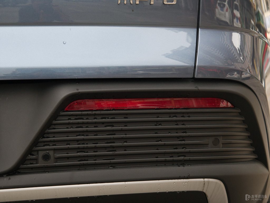 時光灰宋Pro新能源車尾外觀圖片